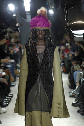 Paris Fashion Week, Comme Des Garcons fashion show