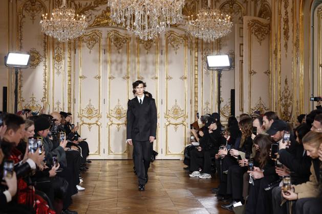 Paris Fashion Week, Wooyoungmi fashion show