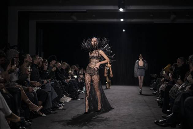 Paris Fashion Week, Ashi Studio fashion show