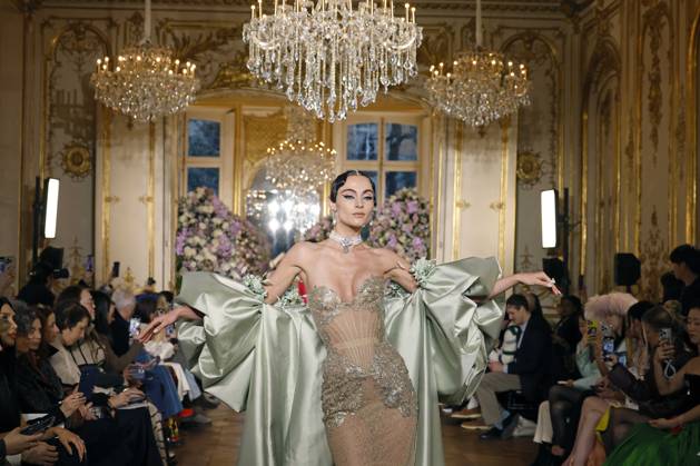 Paris Fashion Week, Miss Sohee fashion show