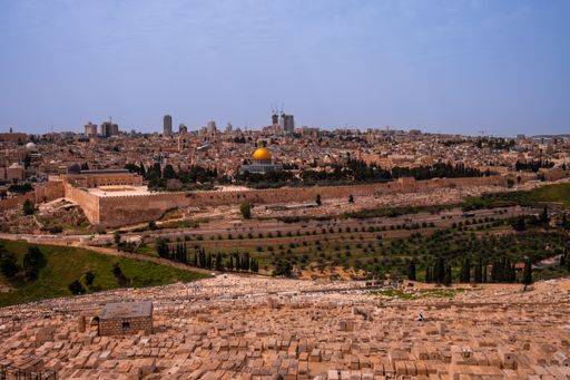 Travel, Israel