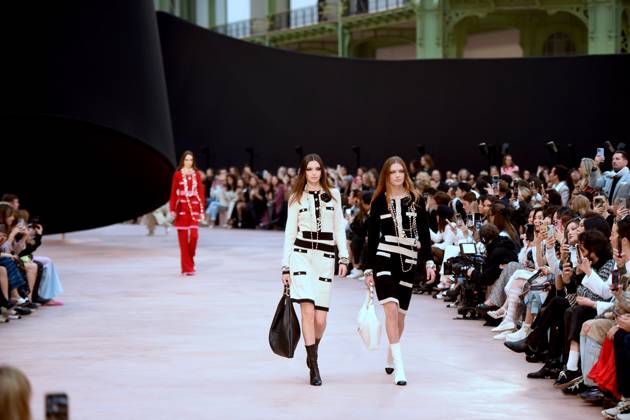 Fashion trend: anti-chunky boots