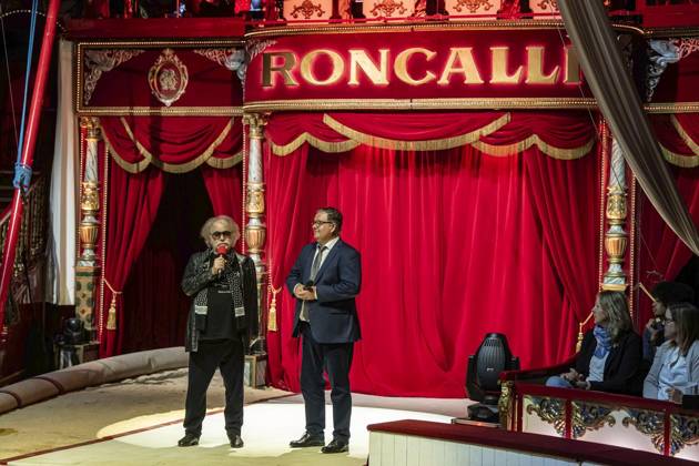 Circus Roncalli premiere in Oberhausen