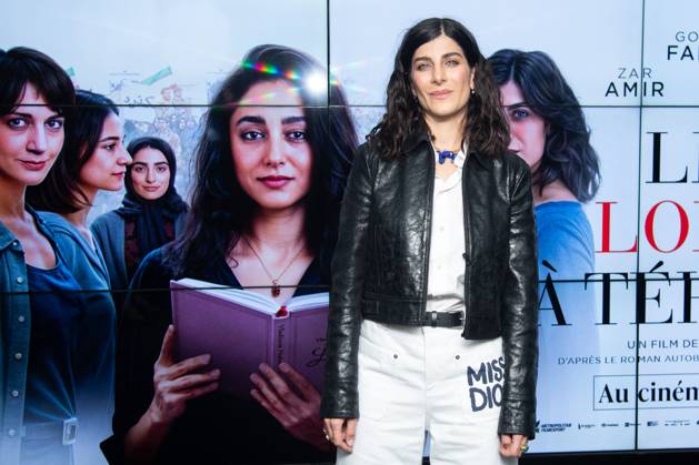 Lire Lolita A Tehran Premiere in Paris