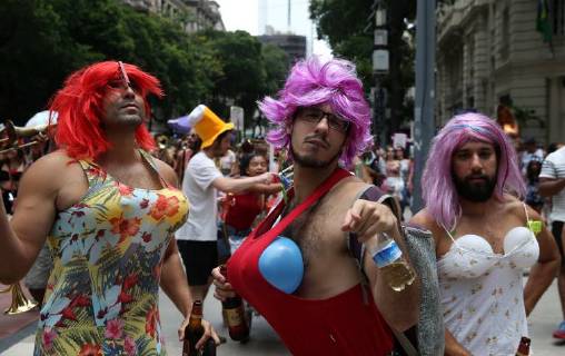 Brazil: Warming up for the Carnival in Rio de Janeiro