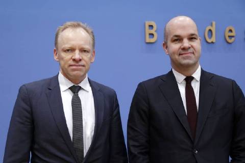 Federal Press Conference: Economists argue for reform of the euro zone