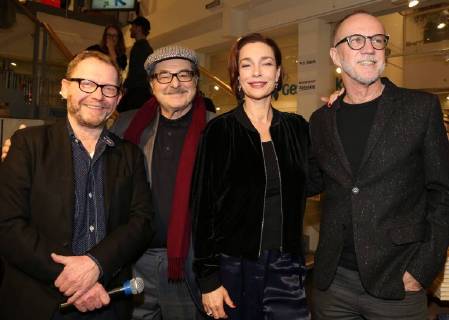 The miracle exercise Premiere in Vienna