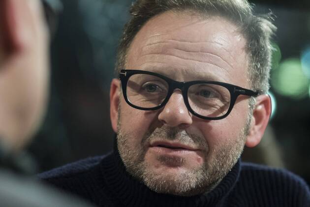 Samuel Finzi becomes the new host of the Berlinale Gala
