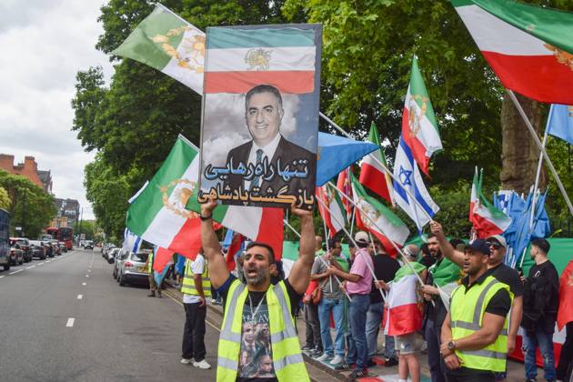 London, Pro-monarchist supporters of Crown Prince Reza Pahlavi in front of the Iranian Embassy