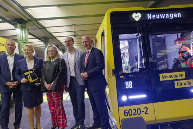 Berlin, premiere ride of the new underground series with Kai Wegner and Franziska Giffey