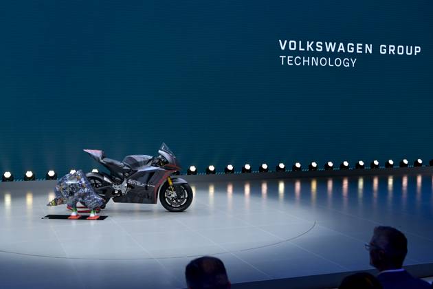 VW plant Verkauf von Motorradhersteller Ducati - Archivbilder