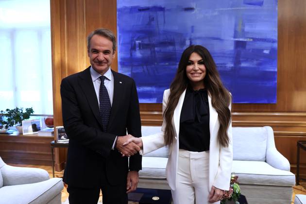 USA: Donald Trump is considering sacking Greece’s ambassador, Kimberly Guilfoyle; archive footage