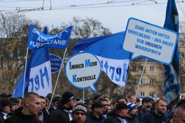 Leipzig, football fan scenes demonstrate against the plans of the interior ministers