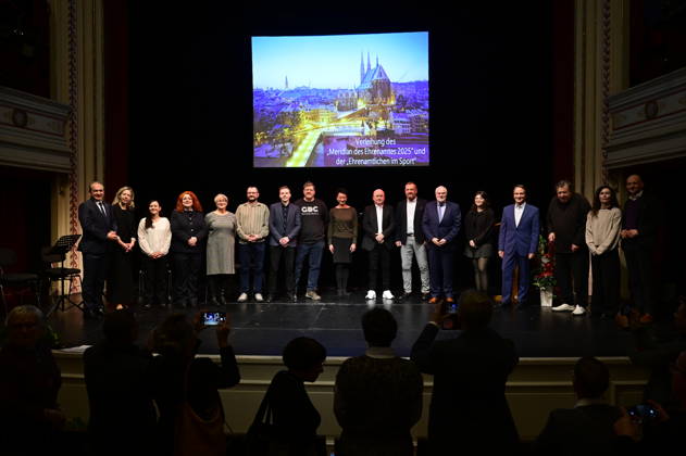 Sachsen, Feierstunde zur Verleihung des Meridian des Ehrenamtes im Gerhart-Hauptmann-Theater Görlitz