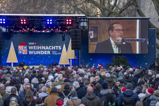 WDR Christmas miracle on the Burgplatz in Essen