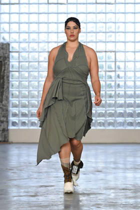 Mailand Men s Fashion Week, Simon Cracker Modenschau