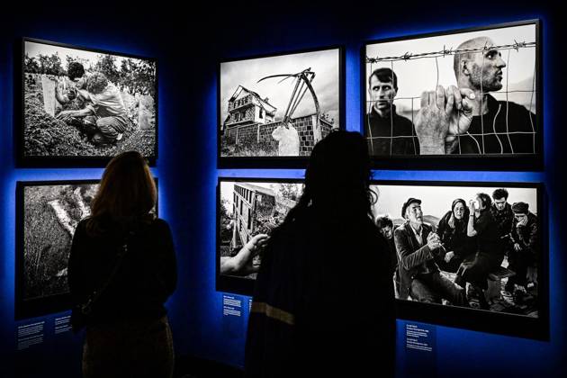 Ausstellungseröffnung James Nachtwey Memoria in Berlin