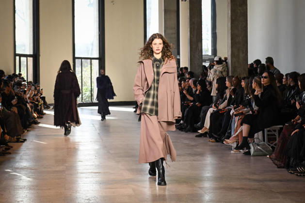 Paris Fashion Week, Ujoh Runway Fashion Show