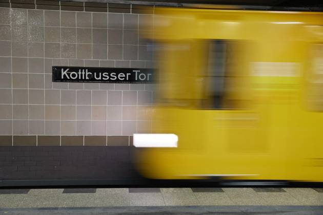 Berlin, KI-Kameras zum Verhaltensscannen am Kottbusser Tor installiert, Archivbilder