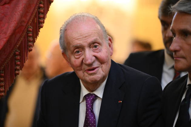 Nobility, honour for King Juan Carlos in Paris