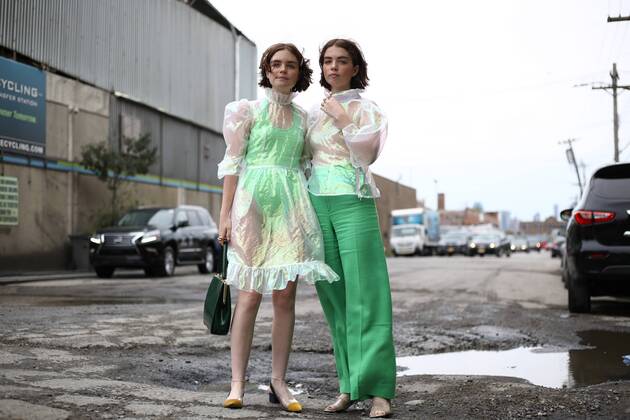 Fashion Influencer - Reese and Molly Bloodstone