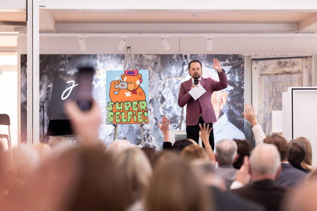 NKT Charity Auktion für Kinder in Tübingen