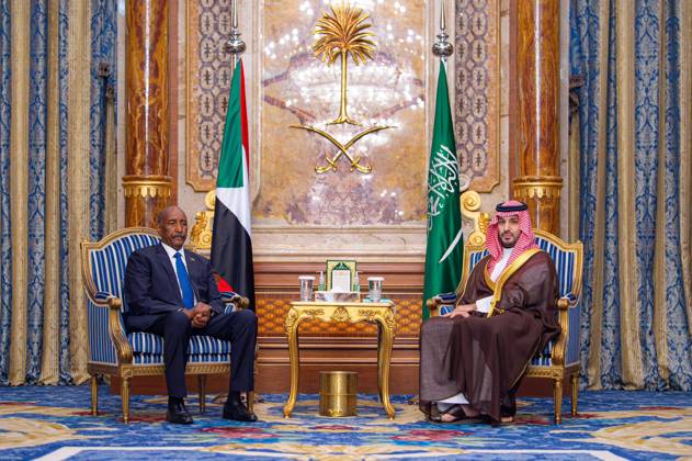Saudi Arabia, Crown Prince Mohammed bin Salman meets Abdel Fattah al-Burhan in Jeddah