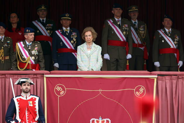 Royals, Königin Sofia leitet feierliche Flaggenvereidigungszeremonie für zivile Angehörige der Garde