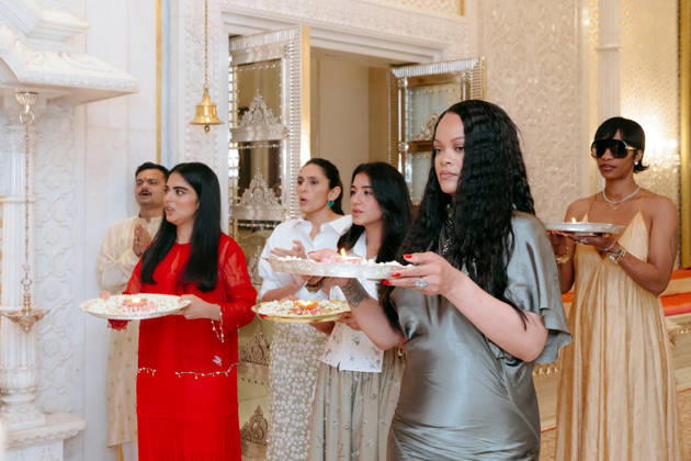 Celebrity, Rihanna zu Besuch bei Familie Ambani in Mumbai