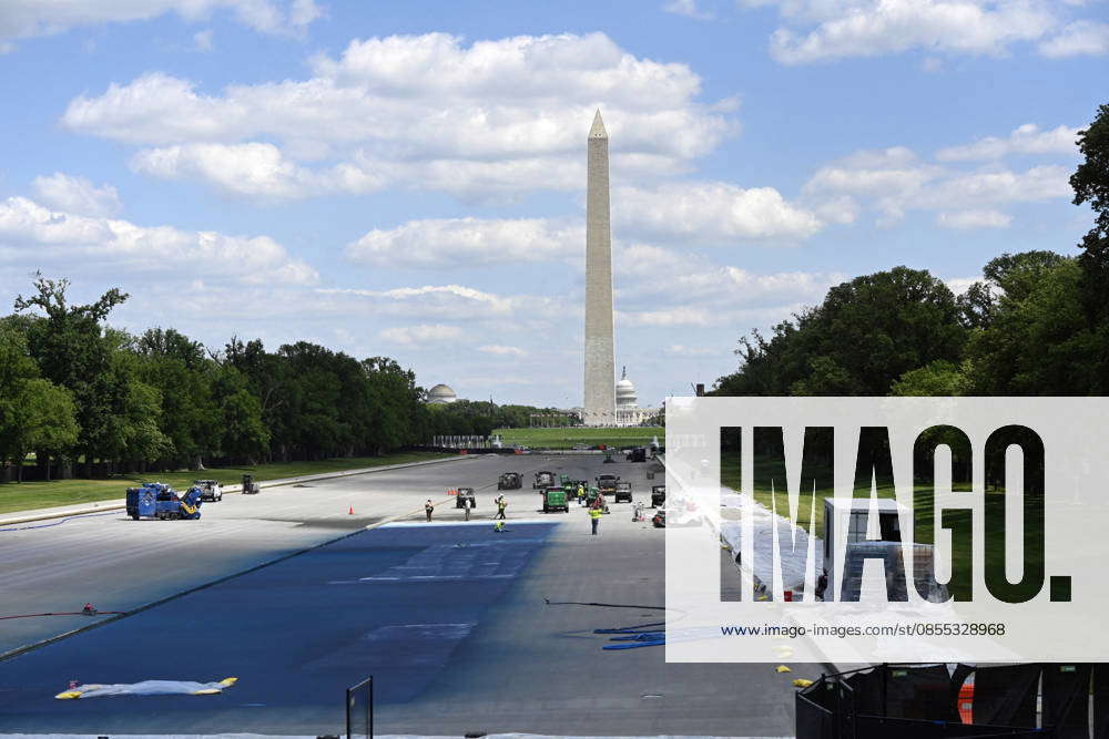 Trumo Pool USA, Donald Trumo has Reflecting Pool at the | IMAGO