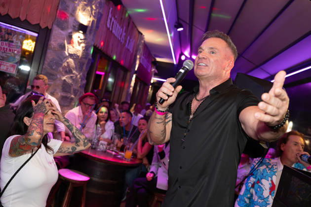 Celebrity, Krümels Stadl Opening auf Mallorca