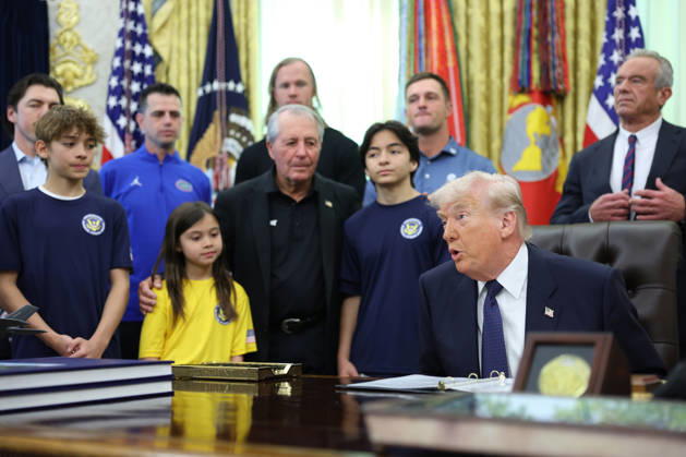USA, Donald Trump unterzeichnet Proklamation zur Wiedereinführung des Presidential Fitness Test Award in Washington