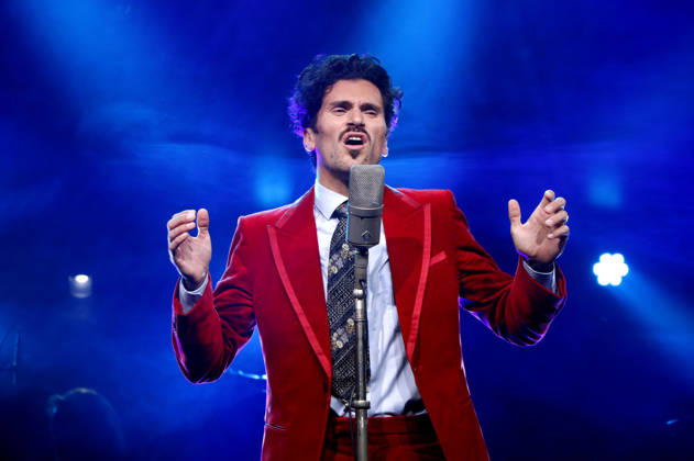 Music, Vladimir Korneev singt Dalida - Um nicht allein zu sein Photocall im Tipi am Kanzleramt in Berlin