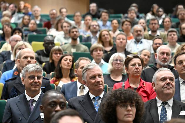 Royals, König Philippe von Belgien besucht Universität Namur
