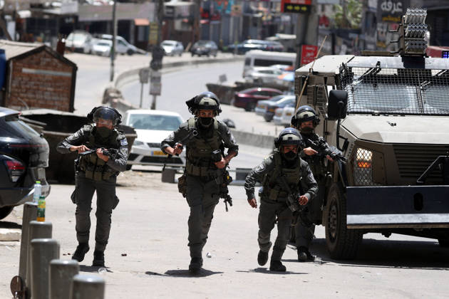 Middle East conflict, Israel, military shoots Palestinian in Jerusalem