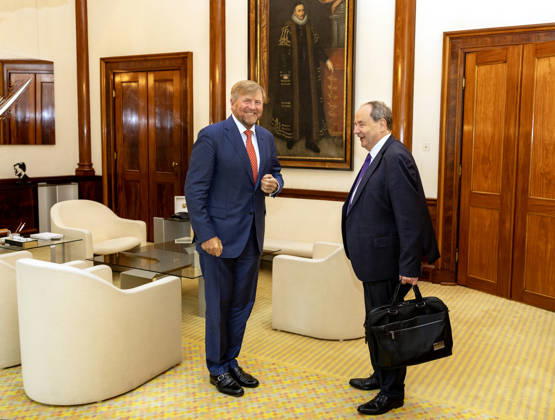 Royals, König Willem-Alexander der Niederlande empfängt Hans Vijlbrief in Den Haag