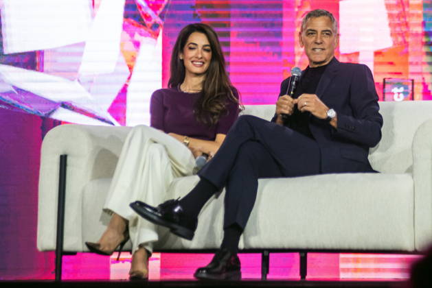 George und Amal Clooney während Konferenz IMPACT in Poznan