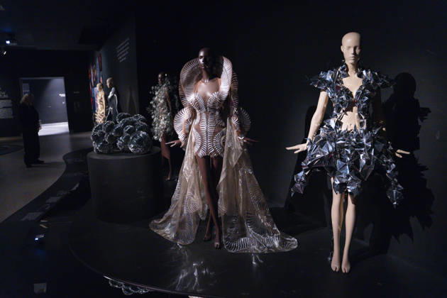 Arts, New York, Iris van Herpen exhibition Sculpting the Senses at the Brooklyn Museum