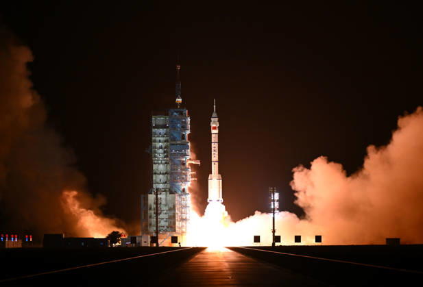 China, Start der Shenzhou-23 Mission