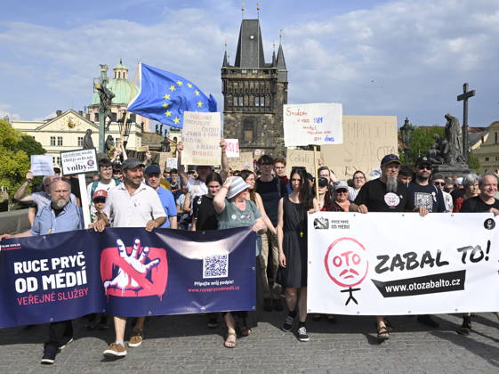 Tschechien, Demonstration für den Erhalt des öffentlichen Rundfunks in Prag