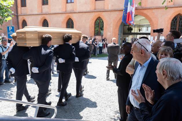 Italien, Carlo Petrini Beisetzung in Pollenzo