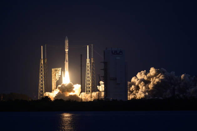Cape Canaveral, launch of an Atlas V rocket