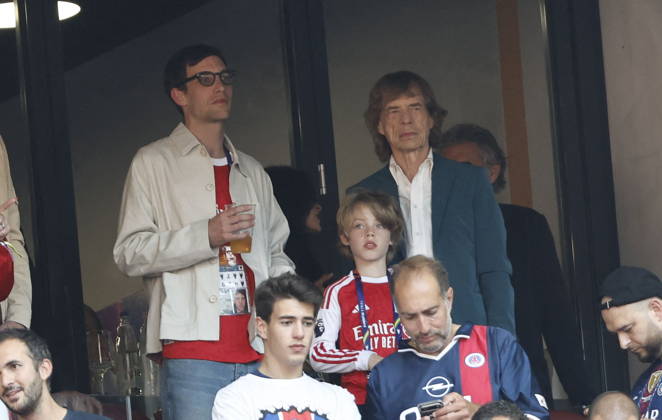 Celebrity, Mick Jagger auf der Tribüne beim Fußball Champions League-Finale in Budapest