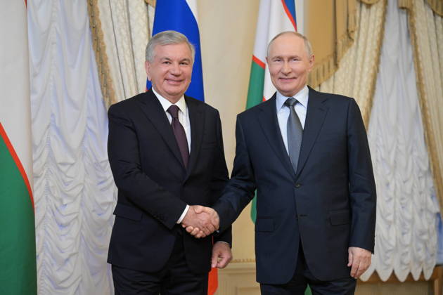 Russia, Vladimir Putin meets Shavkat Mirziyoyev in St. Petersburg