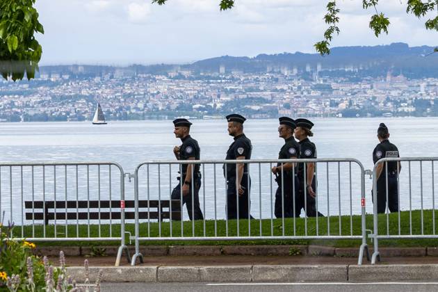 Frankreich, Vorbereitungen vor G7-Gipfel in Evian-les-Bains