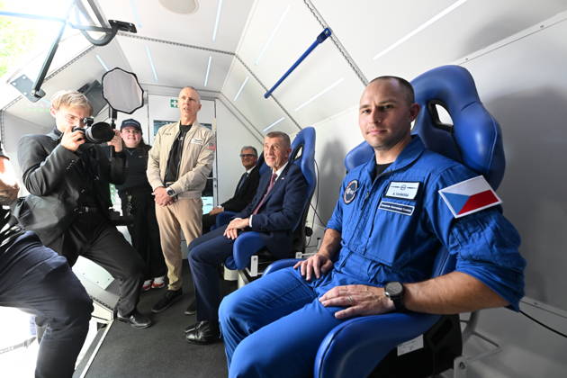 Tschechien, Astronaut Andrew Feustel und Premier Andrej Babis bei SpaceBuzz-Event in Prag