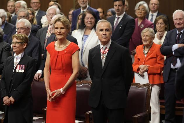 Kanada, Mark Carney und Diana Fox Carney bei Amtseinsetzung von Louise Arbour in Ottawa
