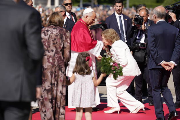 Royals, Queen Sofia welcomes Pope Leo XIV in Madrid