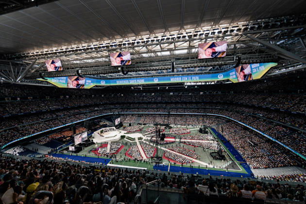 Spanien, Papst Leo XIV trifft diözesane Gemeinde im Bernabeu-Stadion