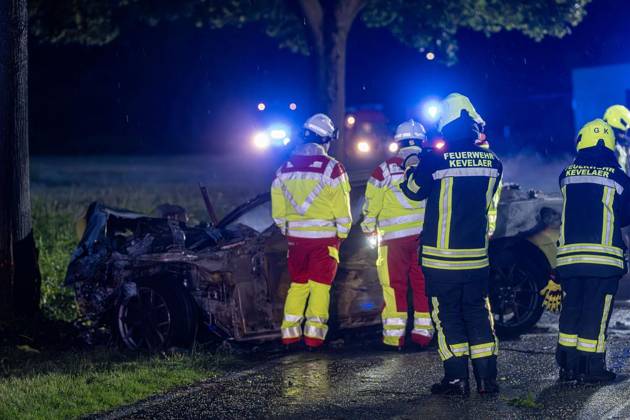 NRW, Verkehrsunfall in Schravelen